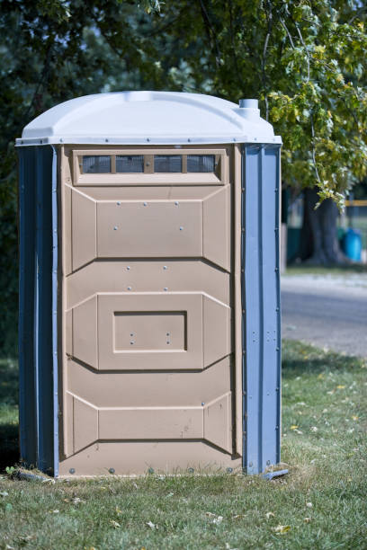 Best Portable restroom trailer rental  in Newberry, FL