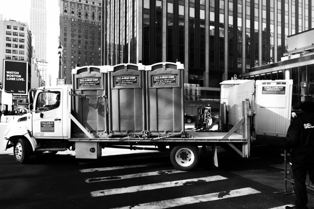 Best Porta potty delivery and setup  in Newberry, FL